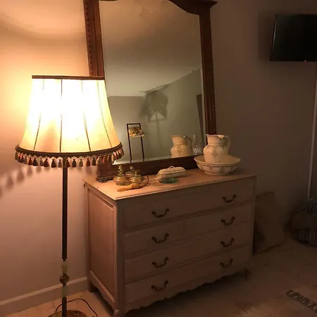 Nene Bed & Breakfast *